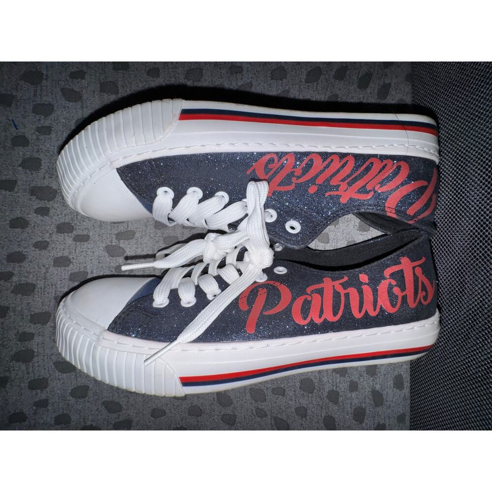 New England Patriots Glitter Sneakers Women’s Size 8 NFL Shoes
